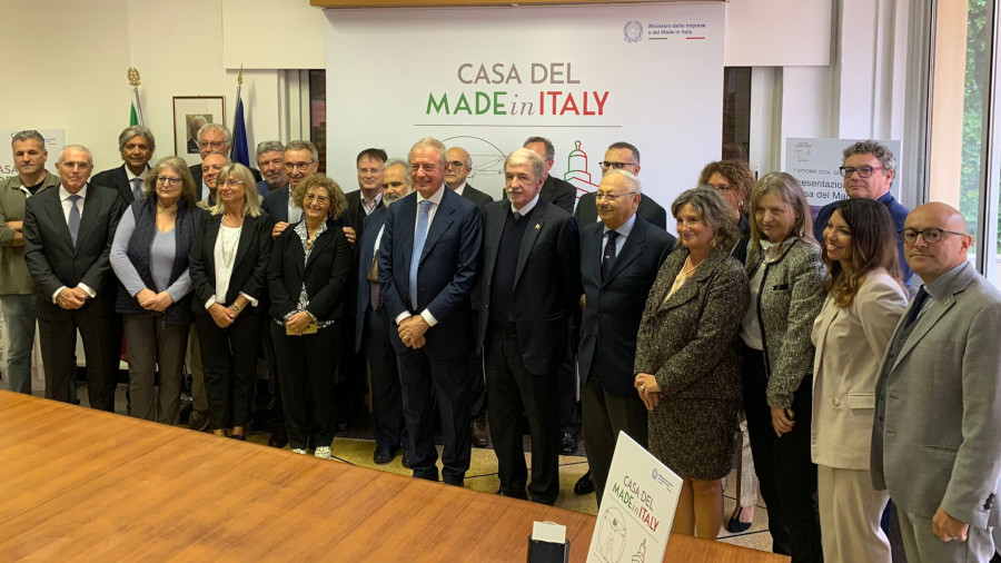 MIMIT, URSO INAUGURA CON BUCCI A GENOVA LA CASA DEL MADE IN ITALY