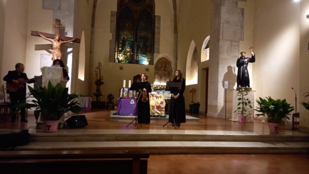 EMOZIONANTE CONCERTO “IL SORRISO DI MARIA” NEL CONVENTO DI SAN FRANCESCO